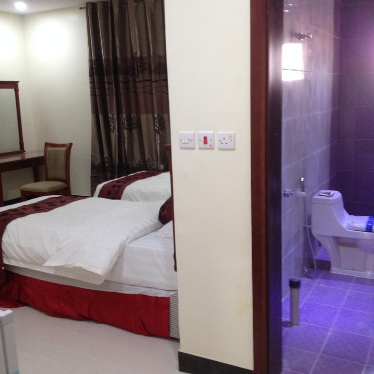 Hana Yanbu Hotel Apartments Iambo Quarto foto
